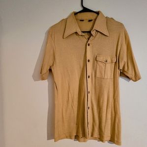 Vintage 70s short sleeve button up size medium